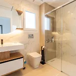 3111 - Penthouse Apartment *